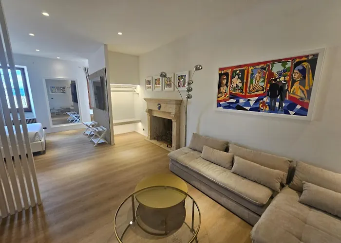 Borgo Art E ゲストハウス